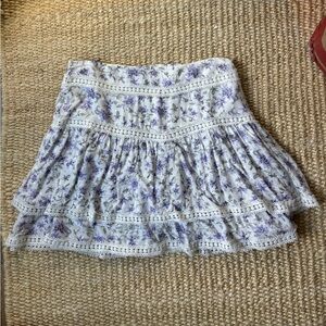 Olivaceous mini flowy skirt